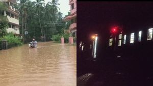 Rain Alert: ಉಡುಪಿಯಲ್ಲಿ ಭಾರಿ ಮಳೆ ಅಬ್ಬರಕ್ಕೆ ರೈಲು ಹಳಿ ಮೇಲೆ ಉರುಳಿ ಬಿದ್ದ ಮರ, ರೈಲು ಸಂಚಾರಕ್ಕೆ ಅಡ್ಡಿ!