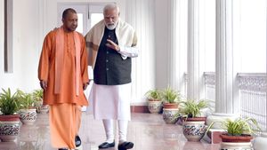  Lok Sabha Elections Opinion Poll: ಉತ್ತರ ಪ್ರದೇಶದಲ್ಲಿ ಮೋದಿ-ಯೋಗಿ ಜೋಡಿಗೆ ಅಖಿಲೇಶ್ ಯಾದವ್ ಸೈಕಲ್ ಪಂಚರ್?