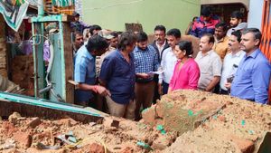 ಶಿವಮೊಗ್ಗದಲ್ಲಿ ಮಳೆ; ಸಂತ್ರಸ್ತರಿಗೆ ಸ್ಪಂದಿಸಲು ಸಚಿವರ ಸೂಚನೆ 