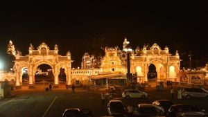 ಪ್ರವಾಸಿಗರ ಗಮನಕ್ಕೆ; 2 ದಿನ ಮೈಸೂರು ಅರಮನೆಗೆ ಸಾರ್ವಜನಿಕರ ಪ್ರವೇಶ ನಿರ್ಬಂಧ 