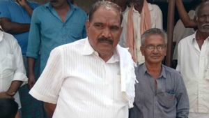 ಯಾವ ಸಿಂಗಾಪುರನೂ ಇಲ್ಲ.. ಬಂಡೆಯಂತಹ ಸರ್ಕಾರವನ್ನು ಅಲುಗಾಡಿಸಲು ಯಾರಿಂದಲೂ ಸಾಧ್ಯವಿಲ್ಲ: ಶಿವಲಿಂಗೇಗೌಡ