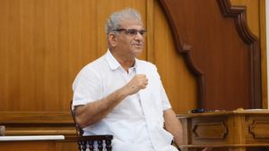 Dharmasthala:ಕ್ಷೇತ್ರದ ಬಗ್ಗೆ ಅಪಪ್ರಚಾರ ನಡೆದರೂ ಸುಮ್ಮನಿರೋದ್ಯಾಕೆ: ಮುಖ್ಯಸ್ಥರ ಸಭೆಯಲ್ಲಿ ವೀರೇಂದ್ರ ಹೆಗ್ಗಡೆ ಹೇಳಿದ್ದೇನು?