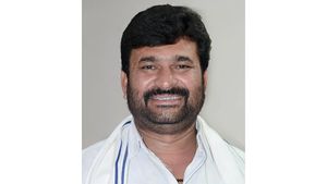  Vinay Kulkarni: ಶಾಸಕ ವಿನಯ್ ಕುಲಕರ್ಣಿಗೆ ಮತ್ತೆ ಶಾಕ್: ಧಾರವಾಡ ಪ್ರವೇಶಕ್ಕೆ ಅನುಮತಿ ನಿರಾಕರಿಸಿದ ನ್ಯಾಯಾಲಯ 