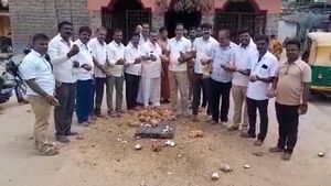 ಮಾಜಿ ಸಿಎಂ HDK ಬೇಗ ಗುಣಮುಖರಾಗಲೆಂದು ಚನ್ನಪಟ್ಟಣದ ಆಂಜನೇಯನಿಗೆ 101 ಈಡುಗಾಯಿ ಹೊಡೆದ ಅಭಿಮಾನಿಗಳು