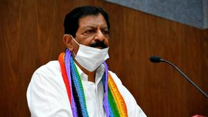 ಚುನಾವಣಾ ರಾಜಕೀಯಕ್ಕೆ ನಿವೃತ್ತಿ ಘೋಷಿಸಿದ ಸಂಸದ ಬಿ.ಎನ್.ಬಚ್ಚೇಗೌಡ: ಬಿಜೆಪಿ ವಿರುದ್ಧ ಕಿಡಿ