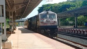ಬೆಂಗಳೂರು-ಕಲಬುರಗಿ ವಿಶೇಷ ರೈಲು; ವೇಳಾಪಟ್ಟಿ, ನಿಲ್ದಾಣಗಳು 
