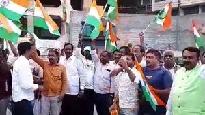  ಚಂದ್ರಯಾನ-3 ಯಶಸ್ವಿ ಹಿನ್ನೆಲೆ ರಾಷ್ಟ್ರಧ್ವಜ ಹಿಡಿದು ಸಂಭ್ರಮಿಸಿದ ಕಾಫಿನಾಡ ಜನ