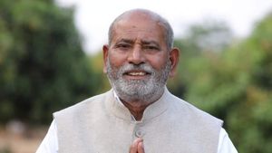  ಸಂಗಣ್ಣ ಕರಡಿ ಮೇಲೆ ಕಾಂಗ್ರೆಸ್‌ ಕಣ್ಣು: 'ಕೈ' ಹಿಡಿಯಲಿದ್ದಾರಾ ಬಿಜೆಪಿ ಸಂಸದ? ಇನ್‌ಸೈಡ್‌ ರಿಪೋರ್ಟ್‌