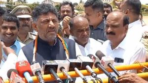  ಆಪರೇಷನ್ ಹಸ್ತದ ಅವಶ್ಯಕತೆ ನಮಗಿಲ್ಲ, ಪಕ್ಷಕ್ಕೆ ಬರುವವರನ್ನು ತಡೆಯಲ್ಲ: DCM ಡಿ.ಕೆ.ಶಿವಕುಮಾರ್‌