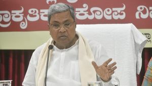 Gruha Jyothi; 10 ಜನರಿಗೆ ಶೂನ್ಯ ಬಿಲ್‌ ಕೊಡಲಿದ್ದಾರೆ ಸಿದ್ದರಾಮಯ್ಯ 