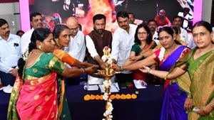  Gruha Lakshmi Scheme: ಗೃಹಲಕ್ಷ್ಮೀ ಯೋಜನೆ ರಾಷ್ಟ್ರಕ್ಕೆ ಮಾದರಿ: ಸಲೀಂ ಅಹ್ಮದ್