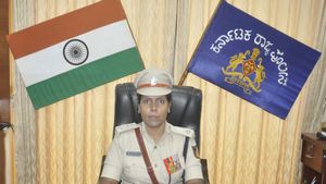  ಹುಬ್ಬಳ್ಳಿ ಖಾಸಗಿ ಕಾಲೇಜಿನ‌ ವಿದ್ಯಾರ್ಥಿನಿಯರ ಅಶ್ಲೀಲ ಪೋಟೋ ವೈರಲ್ ಪ್ರಕರಣ: ಪೊಲೀಸ್‌ ಕಮಿಷನರ್ ಹೇಳಿದ್ದೇನು?