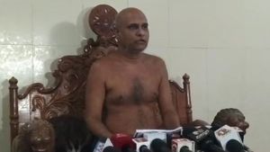 ಸೌಜನ್ಯ ಕೇಸ್‌ನಲ್ಲಿ ನ್ಯಾಯ ಸಿಗಲಿ, ಆದ್ರೆ ವಿರೇಂದ್ರ ಹೆಗ್ಗಡೆ ವಿರುದ್ಧಅಪಪ್ರಚಾರ ಸಹಿಸಲ್ಲ-ಗುಣಧರನಂದಿ ಸ್ವಾಮೀಜಿ