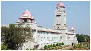 ಒಂದಲ್ಲ..ಎರಡಲ್ಲ ಬರೋಬ್ಬರಿ 206 ಕೋಟಿ ಹಣ ಬಾಕಿ, ಕರ್ನಾಟಕ ವಿಶ್ವವಿದ್ಯಾಲಯಕ್ಕೆ ಅನುದಾನದ ಕೊರತೆ