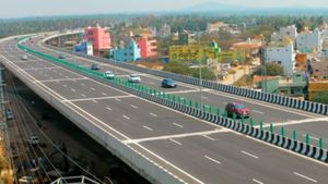  Bengaluru-Mysuru expressway: ಎಕ್ಸ್‌ಪ್ರೆಸ್‌ ವೇನಲ್ಲಿ ಈ ವಾಹನಗಳ ಸಂಚಾರಕ್ಕೆ ನಿಷೇಧ, ಇಂದಿನಿಂದಲೇ ನಿಯಮ ಜಾರಿ
