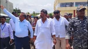  ಹಾಸನ: ಎತ್ತಿನಹೊಳೆ‌ ಕಾಮಗಾರಿ ವೀಕ್ಷಣೆಗೆ ಆಗಮಿಸಿದ DCM ಡಿ.ಕೆ.ಶಿವಕುಮಾರ್