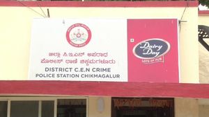ಕಾರು ಆಫರ್‌..ಆನ್‌ಲೈನ್‌ ಗೇಮ್‌: ಬರೋಬ್ಬರಿ 29 ಲಕ್ಷ ಹಣ ಕಳೆದುಕೊಂಡ ಪೆಟ್ರೋಲ್‌ ಬಂಕ್ ಸಿಬ್ಬಂದಿ
