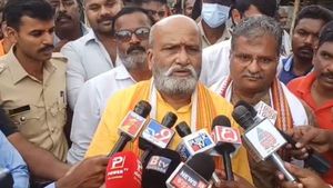 ಕಲುಷಿತ ನೀರಿನಿಂದ ಸಾವಲ್ಲ, ರಾಜ್ಯ ಸರ್ಕಾರ ಮಾಡಿದ ಕೊಲೆ- ಪ್ರಮೋದ್‌ ಮುತಾಲಿಕ್‌ ಕಿಡಿ