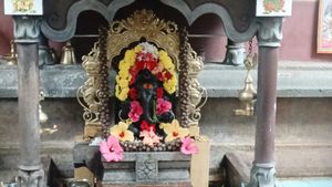  Ganesh Chaturthi 2023: ಕಾಫಿನಾಡಲ್ಲಿದೆ ವಿಶೇಷ ಕಮಂಡಲ ಗಣಪತಿ, ಇಲ್ಲಿಗೆ ಹರಕೆ ಕಟ್ಟಿಕೊಂಡವರ ಬಾಳು ಬಂಗಾರ ಅಂತೆ