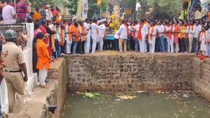  ಈದ್ಗಾ ಮೈದಾನದ ಗಣಪತಿಗೆ ವಿದಾಯ:ಶಾಂತಿಯುತವಾಗಿ ವಿಸರ್ಜನೆಗೊಂಡ ವಿಘ್ನೇಶ್ವರ