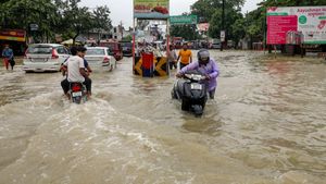  Uttar Pradesh Rain: ಭಾರಿ ಮಳೆಗೆ ತತ್ತರಿಸಿದ ಉತ್ತರ ಪ್ರದೇಶ: 24 ಗಂಟೆಗಳಲ್ಲಿ 19 ಸಾವು