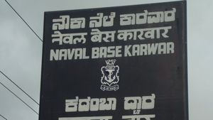 ಕಾರವಾರ ವಿಮಾನ ನಿಲ್ದಾಣ; ಸಿದ್ದರಾಮಯ್ಯಗೆ ಮಾಜಿ ಸಚಿವರ ಪತ್ರ 