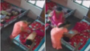 ಮಕ್ಕಳ ಆಶ್ರಯ ಕೇಂದ್ರದಲ್ಲಿ ಬಾಲಕಿಗೆ ಚಪ್ಪಲಿಯಿಂದ ಥಳಿಸಿದ ಅಧಿಕಾರಿ: ಹೃದಯವಿದ್ರಾವಕ ವಿಡಿಯೋ ವೈರಲ್ 