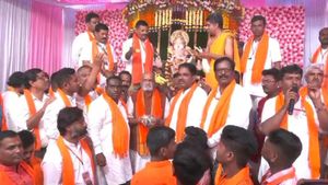  Ganesh chaturthi 2023:  ನಮಾಜ್ ವಿಷಯಕ್ಕೆ ಕೋರ್ಟ್‌ಗೆ ಹೋಗಬೇಕಾಗುತ್ತದೆ, ಮುತಾಲಿಕ್‌ ಹೀಗೆ ಹೇಳಿದ್ದು ಯಾರಿಗೆ ಮತ್ತು ಯಾಕೆ?
