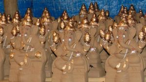  Ganesh Chaturthi 2023: ರಾಯಚೂರು ಜಿಲ್ಲೆಯಲ್ಲಿ ಪರಿಸರ ಸ್ನೇಹಿ ಗಣೇಶ ಮೂರ್ತಿಗಳಿಗೆ ಬಲು ಡಿಮ್ಯಾಂಡ್‌, ದರಗಳ ವಿವರ ಹೀಗಿದೆ