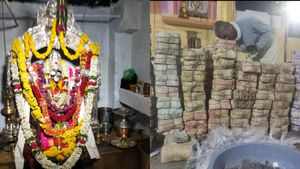ಹುಂಡಿ ಎಣಿಕೆ: ವದ್ದಿಕೆರೆ ಸಿದ್ದಪ್ಪನಿಗೆ ಹರಿದು ಬಂತು1 ಕೋಟಿ 24 ಲಕ್ಷ ರೂ.