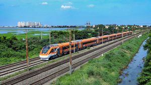  Vande Bharat Express: 7.5 ಗಂಟೆಗಳಲ್ಲಿ 610 ಕಿಮೀ- ಸಮಯಕ್ಕಿಂತ ಮುಂಚಿತವಾಗಿಯೇ ಆಗಮಿಸಿದ ಬೆಂಗಳೂರು-ಹೈದರಾಬಾದ್‌ ವಂದೇ ಭಾರತ್
