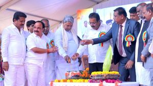  Cm Siddaramaiah: ಚಿತ್ರದುರ್ಗ ಮೊದಲೇ ಬರ ಪೀಡಿತ ಜಿಲ್ಲೆ. ಈಗ ಇನ್ನಷ್ಟು ಬರಗಾಲಕ್ಕೆ ತುತ್ತಾಗಿದೆ: ಸಿದ್ದರಾಮಯ್ಯ  