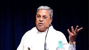  ಶಿವಮೊಗ್ಗ ಕಲ್ಲು ತೂರಾಟ: ಯಾವುದೇ ಧಾರ್ಮಿಕ ಕಾರ್ಯಕ್ರಮಕ್ಕೆ ಧಕ್ಕೆ ತಂದರೆ ಸರ್ಕಾರ ಸಹಿಸಲ್ಲ ಎಂದ ಸಿಎಂ ಸಿದ್ದರಾಮಯ್ಯ
