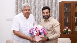 ಬೆಳಗಾವಿ ಗಡಿಯಲ್ಲಿ ಮಹಾರಾಷ್ಟ್ರದಿಂದ ಮತ್ತೆ ಕ್ಯಾತೆ: ಮರಾಠಿ ಭಾಷಿಕರ ಪ್ರದೇಶ ವಿಲೀನಕ್ಕೆ ಎಂಇಎಸ್‌ ಭರವಸೆ 