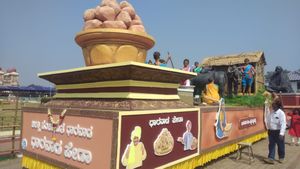 ಮೈಸೂರು ದಸರಾ 2023;  ಮೊದಲ ಬಹುಮಾನ ಗೆದ್ದ ಧಾರವಾಡ ಸ್ತಬ್ದ ಚಿತ್ರದ ವಿಶೇಷತೆಗಳು 