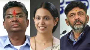 Belagavi Politics: ಲಕ್ಷ್ಮೀ ಹೆಬ್ಬಾಳ್ಕರ್ ವಿರುದ್ಧ ಡಿಸಿಎಂಗೆ ಜಾರಕಿಹೊಳಿ ಸವಾಲು: ಬಿಜೆಪಿ ವಾಗ್ದಾಳಿ