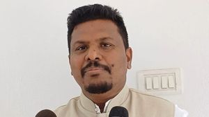  ಪ್ರತಾಪ್ ಸಿಂಹ ಕೂಡ ಮಹಿಷನ‌ ವಂಶಸ್ಥ, ಅವರಿಗೆ ನಿಜವಾದ ಇತಿಹಾಸವೇ ಗೊತ್ತಿಲ್ಲ: ಬಿಎಸ್‌ಪಿ ಮುಖಂಡ