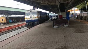 ವಿಜಯಪುರ-ಮಂಗಳೂರು ರೈಲು; ನೈಋತ್ಯ ರೈಲ್ವೆ ಮುಂದೆ  ಹೊಸ ಬೇಡಿಕೆ 