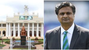   ಮೈಸೂರು ವಿವಿ 103ನೇ ಘಟಿಕೋತ್ಸವ: ಮಾಜಿ ವೇಗಿ ಜಾವಗಲ್ ಶ್ರೀನಾಥ್ ಸೇರಿ ಮೂವರಿಗೆ ಗೌರವ ಡಾಕ್ಟರೇಟ್
