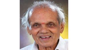  ಯಕ್ಷಗಾನದ ದಂತಕತೆ ಪೆರುವೋಡಿ ನಾರಾಯಣ ಭಟ್ ಇನ್ನಿಲ್ಲ.!