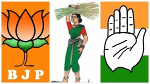  ಪದವೀಧರ ಕ್ಷೇತ್ರದ ಚುನಾವಣೆಗೆ ಕಾವೇರಿದ ರಂಗು: ಈಶಾನ್ಯ ಕ್ಷೇತ್ರದ ಸ್ಪರ್ಧಾಕಾಂಕ್ಷಿಗಳು ಯಾರ್ಯಾರು..?