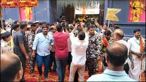 ಇದೇ ಮೊದಲ ಬಾರಿಗೆ ಹಾಸನಾಂಬ ದರ್ಶನ ಪಡೆದ ಸಿಎಂ ಸಿದ್ದರಾಮಯ್ಯ, ಸ್ವಾಗತ ಹೇಗಿತ್ತು ಗೊತ್ತಾ?