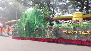  ಮೈಸೂರು ದಸರಾ 2023 ಸ್ತಬ್ಧಚಿತ್ರ ಪ್ರದರ್ಶನ:  ಕಾಫಿನಾಡಿನ ಸ್ತಬ್ಧಚಿತ್ರಕ್ಕೆ ದೊರೆತ ಪುರಸ್ಕಾರ ಇದು