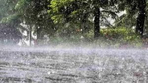 Belagavi Rain: ಬಿರು ಬಿಸಿಲಿನಿಂದ ಕಂಗೆಟ್ಟಿದ್ದ ಬೆಳಗಾವಿಯ ಹಲವೆಡೆ ತಂಪೆರೆದ ವರುಣ