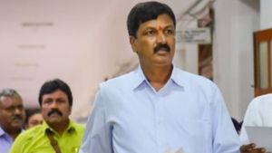 ವಿಜಯೇಂದ್ರ ಪದಗ್ರಹಣಕ್ಕೆ ರಮೇಶ್‌ ಜಾರಕಿಹೊಳಿ ಸೇರಿದಂತೆ ಬಾಂಬೆ ಬಾಯ್ಸ್‌ ಗೈರು! ಮುನಿಸೇನು?  