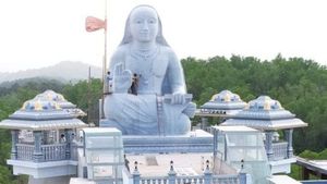 ಶೃಂಗೇರಿಯಲ್ಲಿ ಇನ್ಮುಂದೆ ಶಂಕರಾಚಾರ್ಯರ ದರ್ಶನ: ಶಾರದಾಂಬೆ ಕ್ಷೇತ್ರದಲ್ಲಿ ಐತಿಹಾಸಿಕ ಗಳಿಗೆಗೆ ಕ್ಷಣಗಣನೆ 