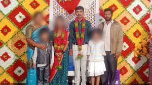 ಚಿತ್ರದುರ್ಗ: ತಾಳಿ ಕಟ್ಟುವ ವೇಳೆ ಮದುವೆ ಒಲ್ಲೆ ಎಂದ ಮದುಮಗಳು 