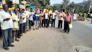ಈಡೇರದ ಉಪನ್ಯಾಸಕರ ಬೇಡಿಕೆ: ಸೇವಾ ಭದ್ರತೆಗೆ ಒತ್ತಾಯಿಸಿ ಅಹೋರಾತ್ರಿ ಧರಣಿ! 