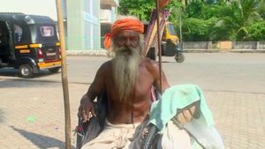 Udupi: ವ್ಹೀಲ್ ಚೇರ್​​ನಲ್ಲಿ ಅಯೋಧ್ಯೆಯ ಶ್ರೀರಾಮನ ಕಾಣಲು ಹೊರಟ ಸಾಹಸಿ ಭಕ್ತ