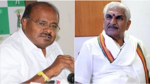  RSS ಮುಖಂಡ ಕಲ್ಲಡ್ಕ ಪ್ರಭಾಕರ್ ಭಟ್ ಶಾಲೆ ಕಾರ್ಯಕ್ರಮಕ್ಕೆ ಕುಮಾರಸ್ವಾಮಿ ಮುಖ್ಯ ಅತಿಥಿ